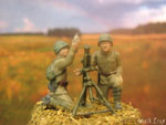 Soviet Soldiers with 82-mm Mortar (1941-1943) 

Zvezda - 1:72. assembled and painted by me