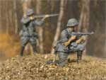 German Soldiers. Eastern Front

Revell - 1:72. assembled and painted by me 