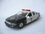 Chevrolet Caprise POLICE 

Welly - 1:38 